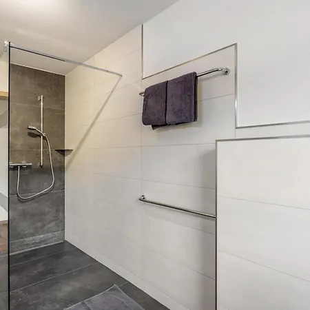 Roerig-plenz Apartment
